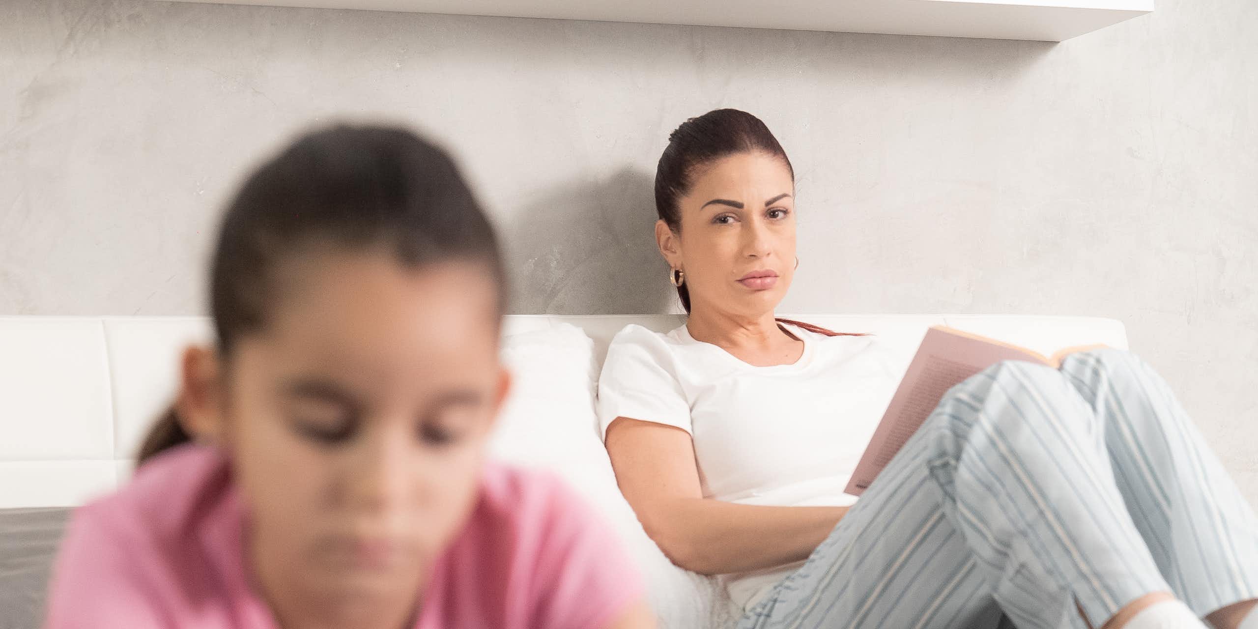¿Estamos prestando demasiada atención o demasiado poca atención a nuestros hijos?