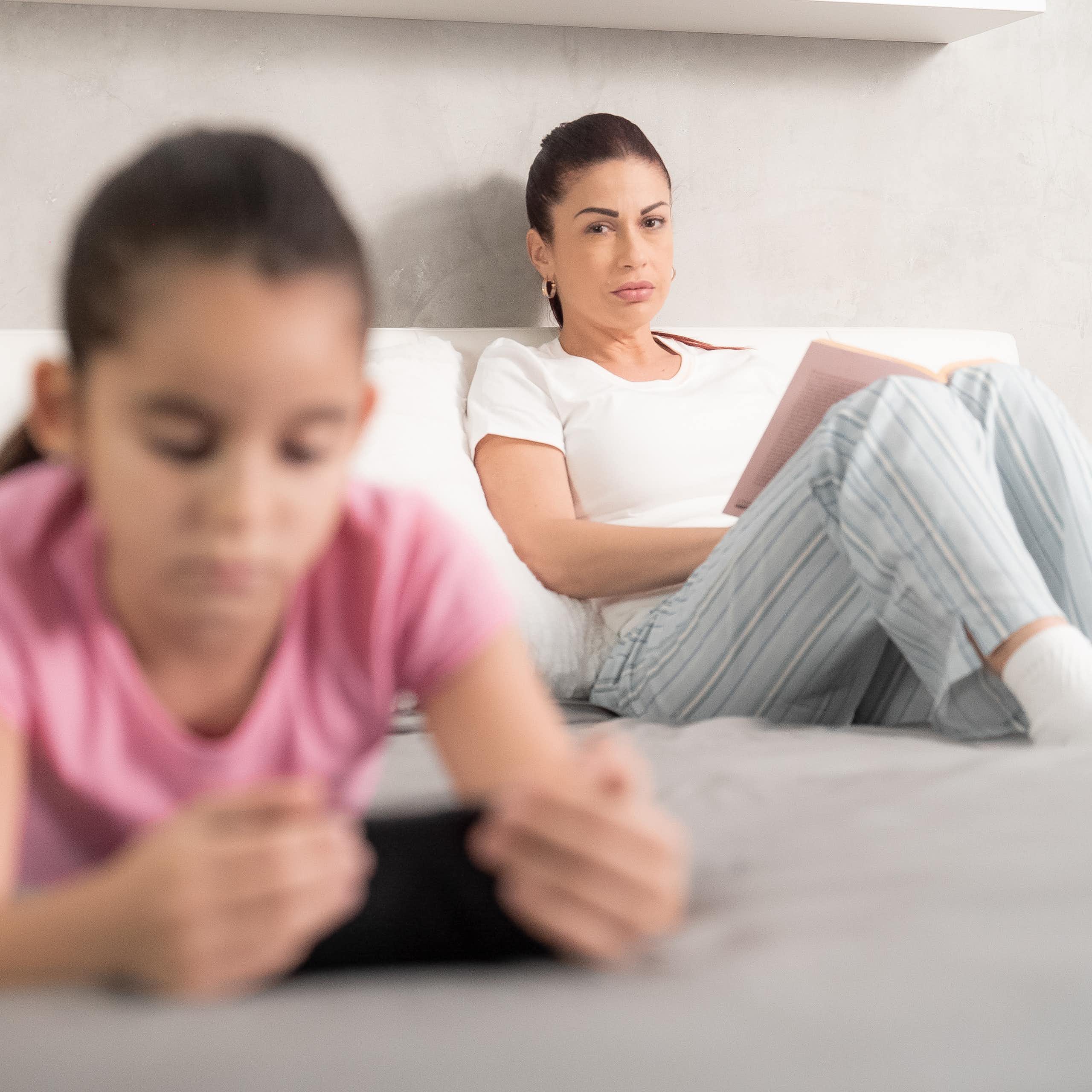 ¿Estamos prestando demasiada atención o demasiado poca atención a nuestros hijos?